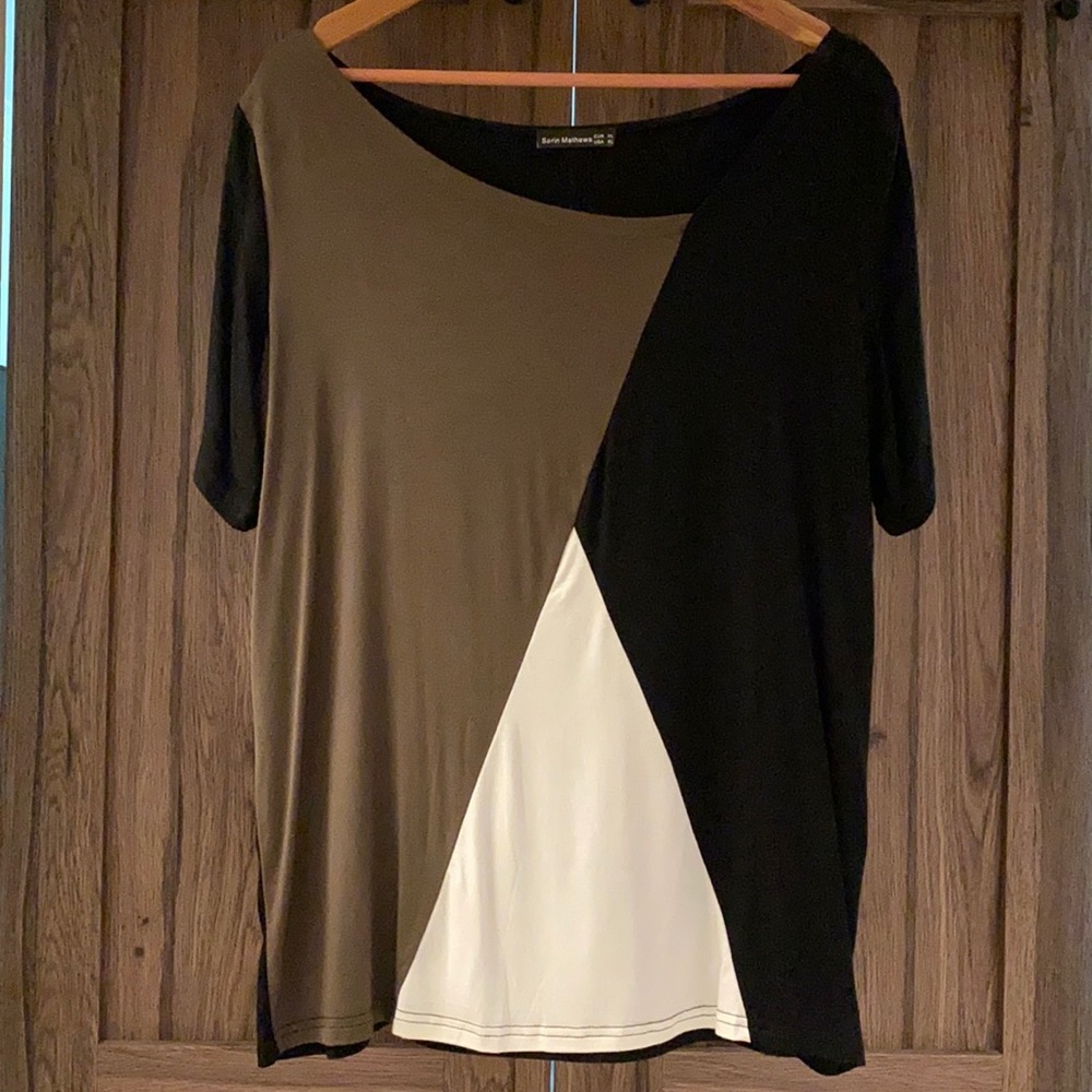 Geometric Design Top
